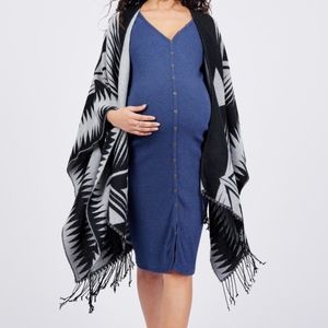 Summer & Sage Maternity Button Up Henley D…